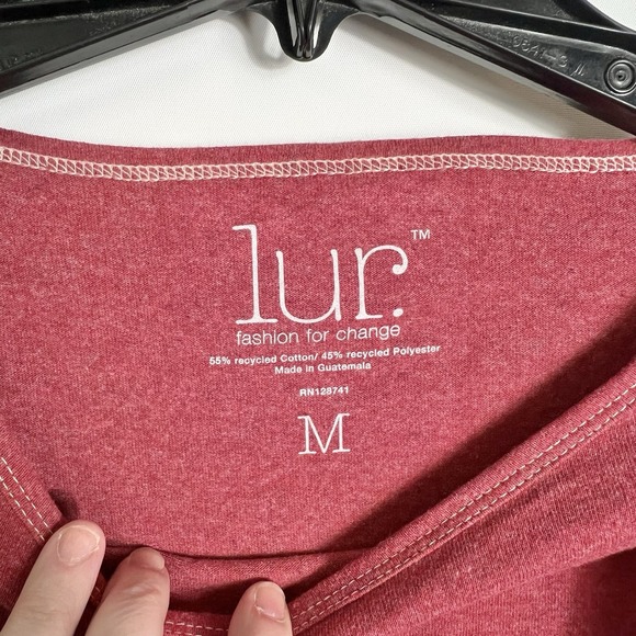 LUR Women's Medium 3/4 Sleeve Swoop Tunic Asymmetrical Burgundy Recycled NWT‎ - Picture 3 of 7